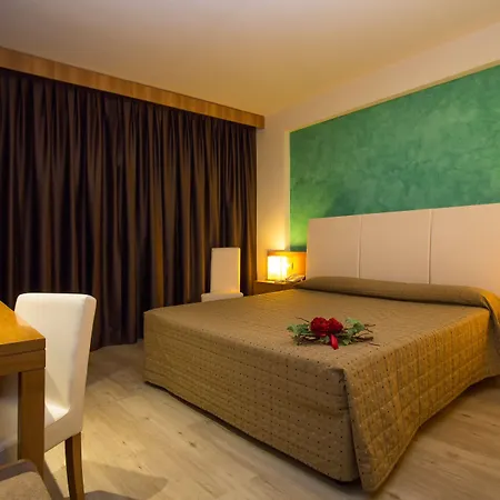 Galilei Hotel 4*